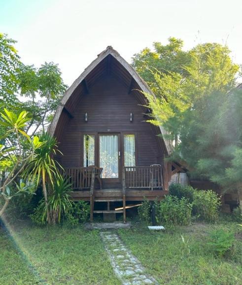 Balakosa Gili Meno Bungalow Екстериор снимка